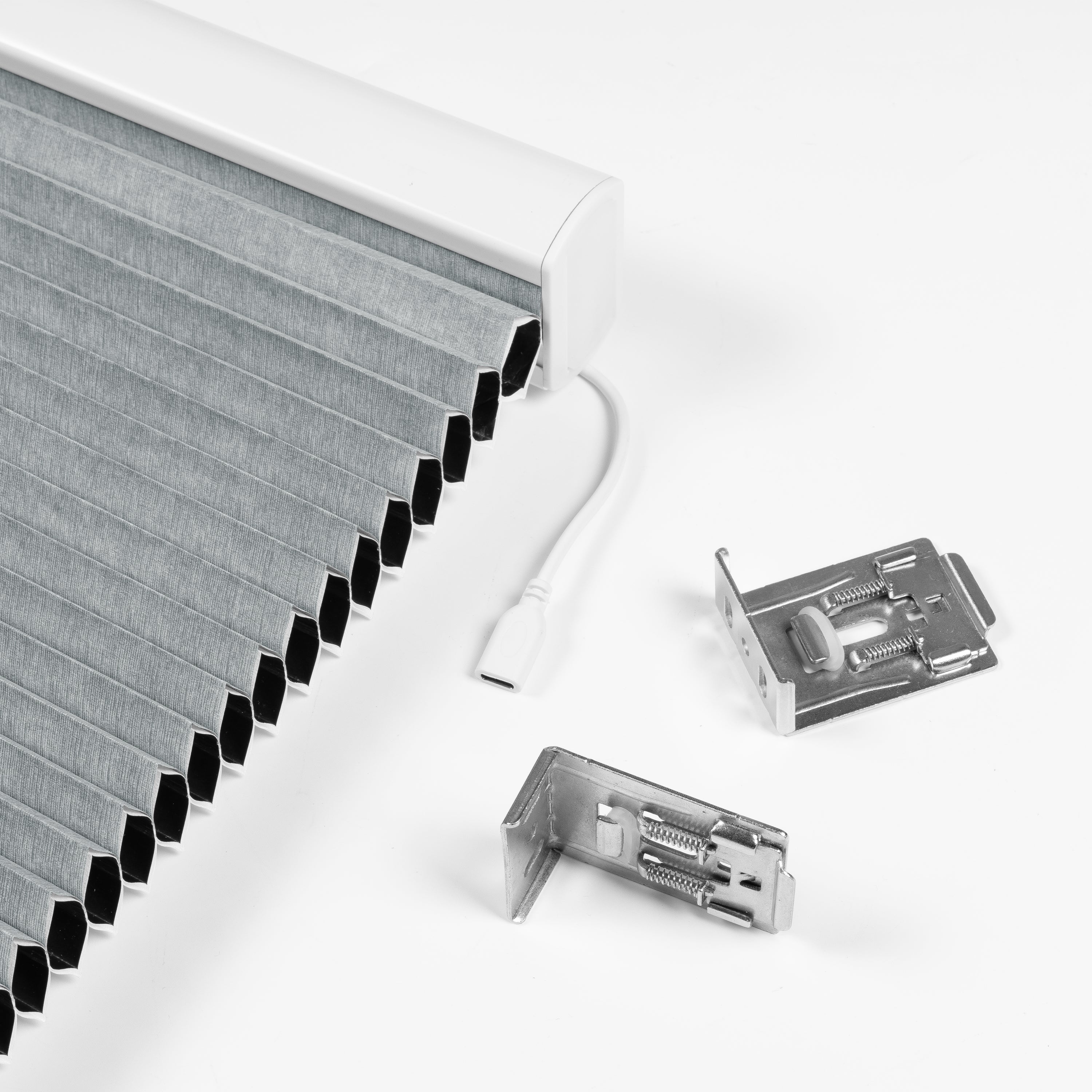 Berissa Double Cell Honeycomb Top Down Bottom Up Cellular Blinds: Headrail Detail 1
