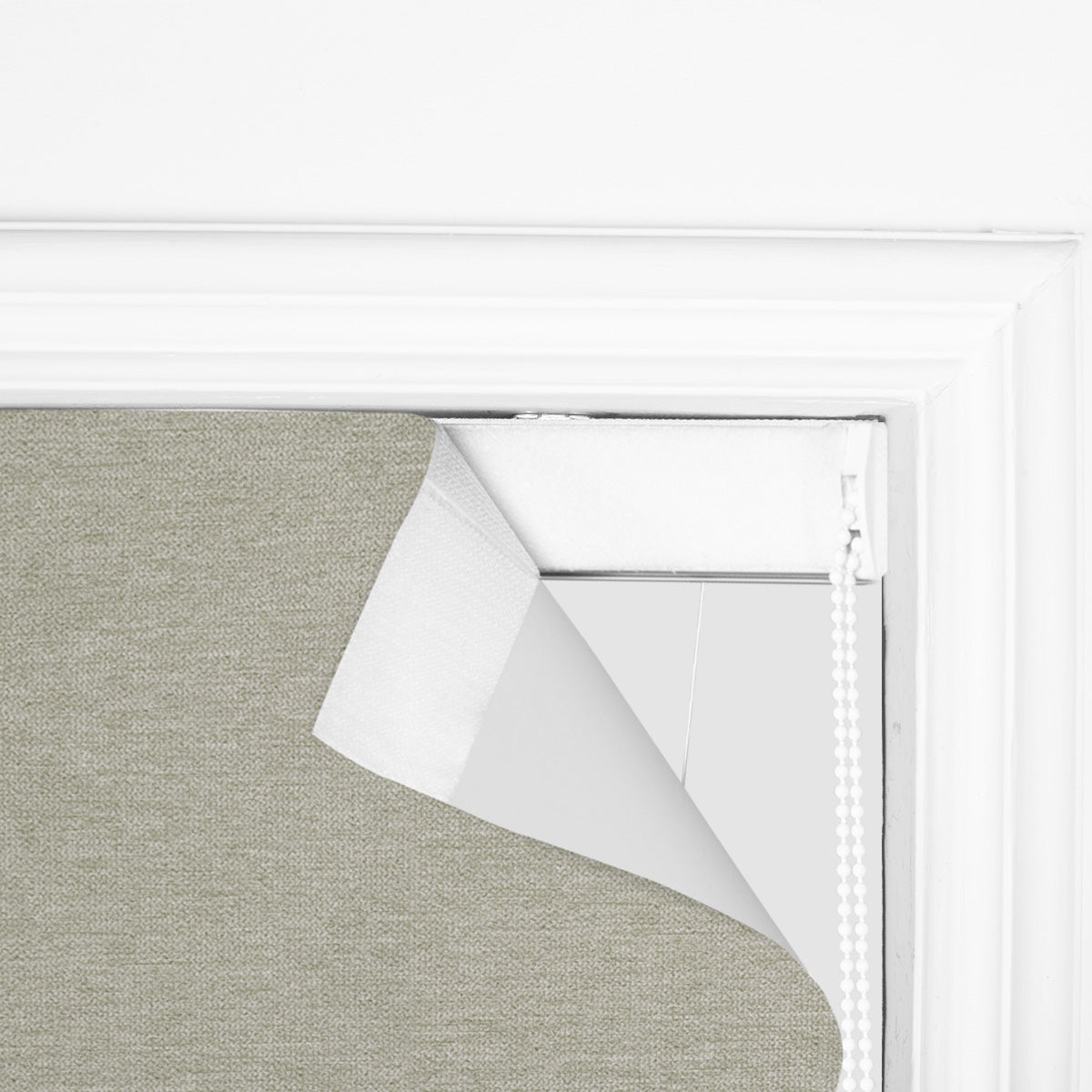 Berissa Smooth Cord Operation Blackout Linen No Drill Roman Shades corner detail showing fabric and installation.