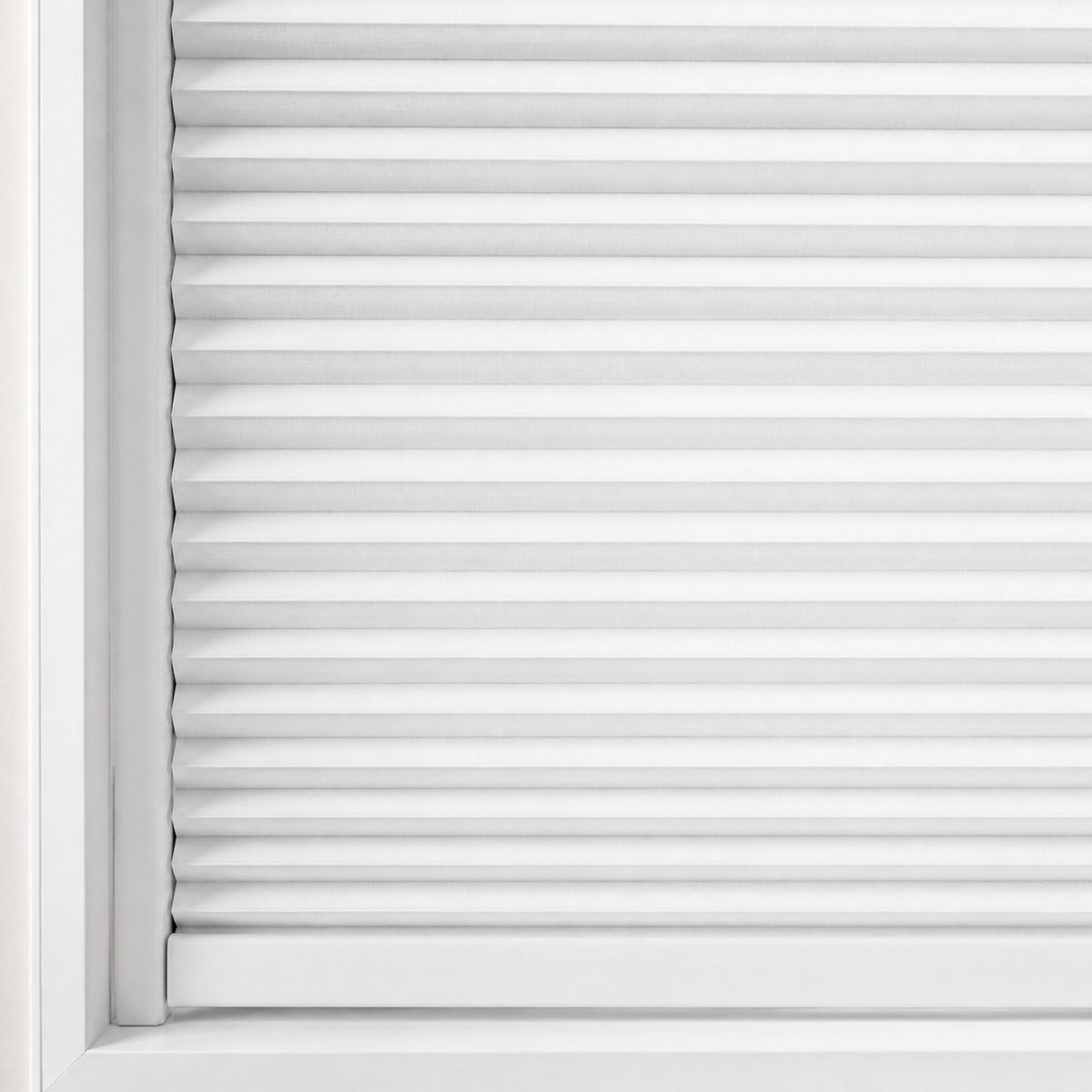 Berissa 1.5 Inch Heat Insulated Cellular Blinds