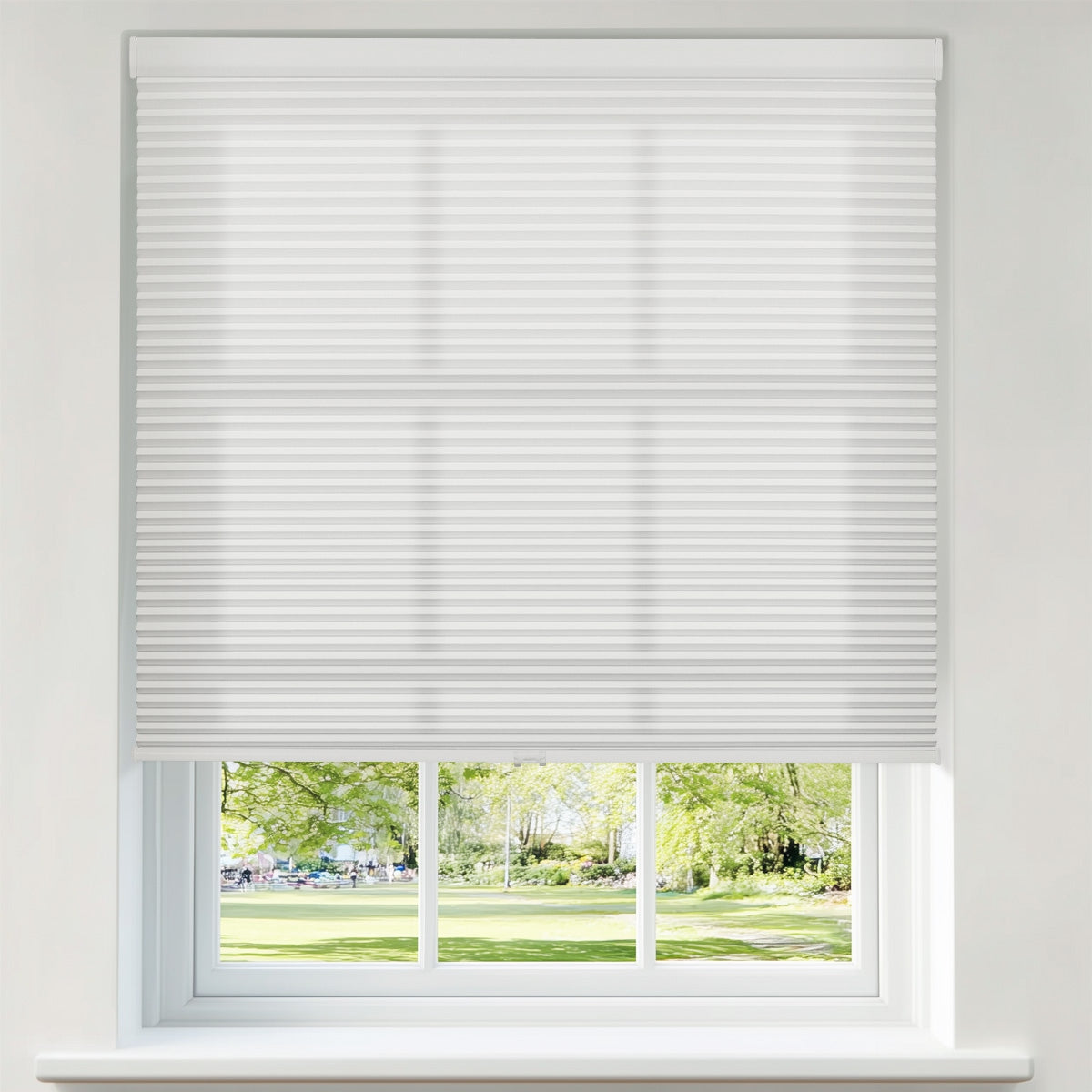 Berissa Cordless Extra Wide Blackout Honeycomb Cellular Shades