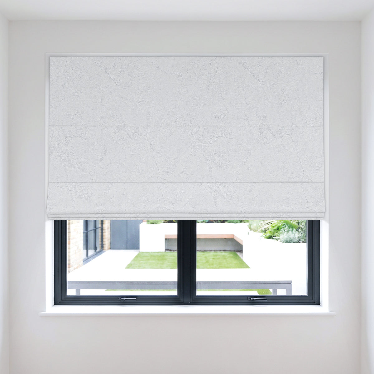 LM4601-White